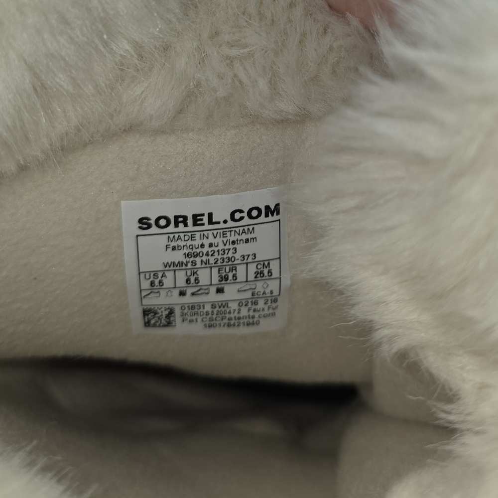 Sorel Tovoli High II Boots 8.5 - Picture 5 of 6